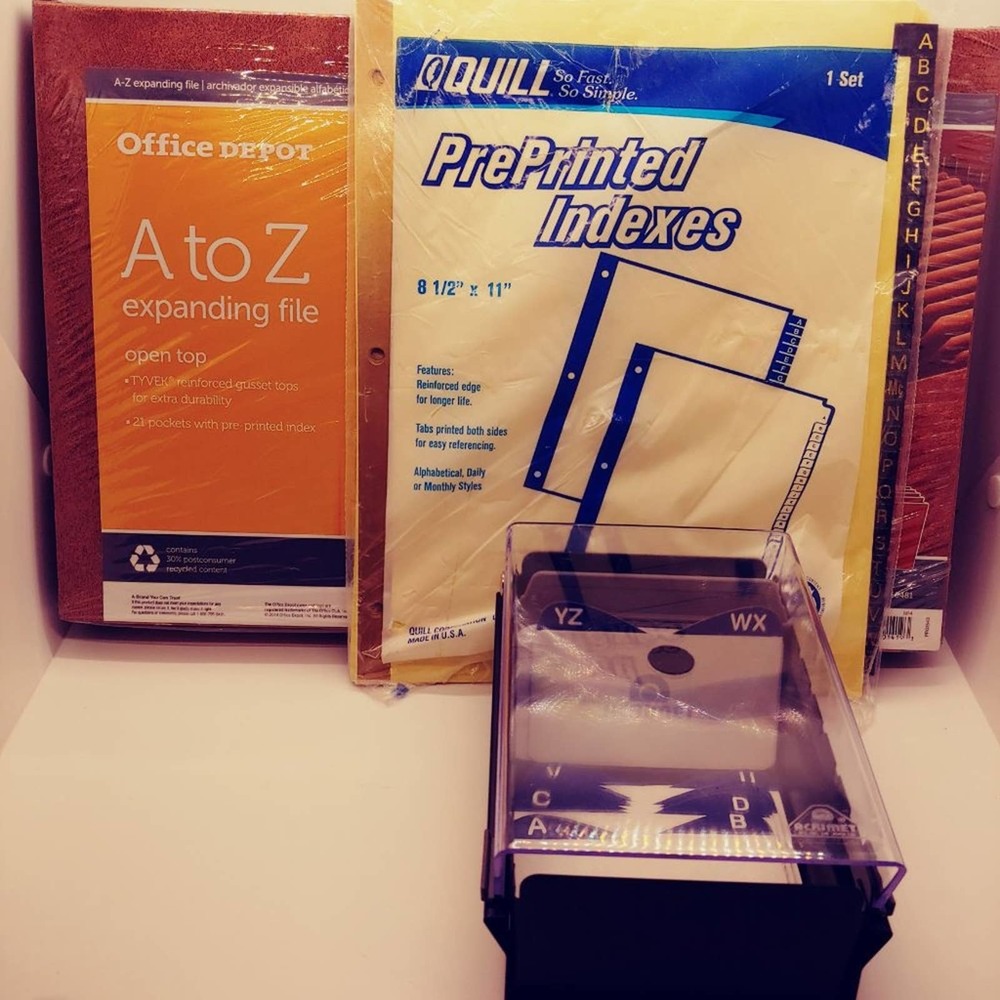 Office Supplies - Expanding A-ZFile , Alphabet Gold Tab Index & A-Z File Box NEW